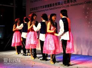 搞笑反串表演,笑料百出，谁才是真正的喜剧之王？